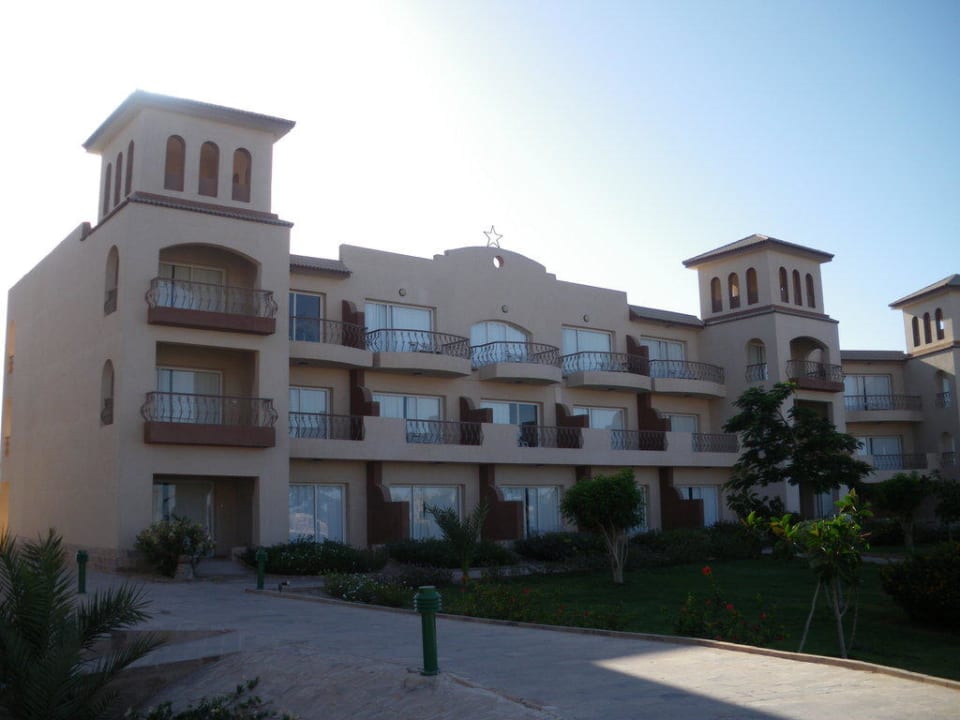 Blick auf unser Zimmer Pensée Royal Garden Beach Resort