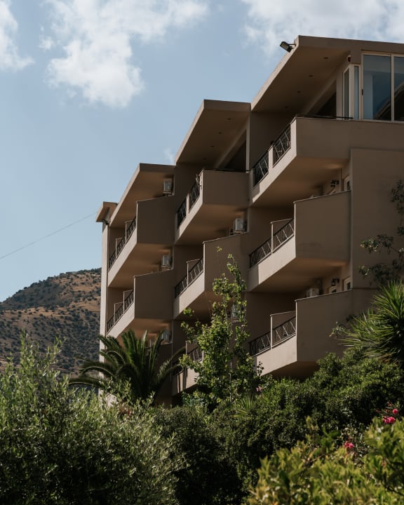 Außenansicht Paralos The Maxine