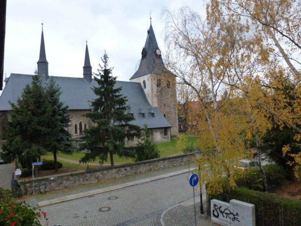 Zur Kirche nebenan Altstadt Pension Orchidee