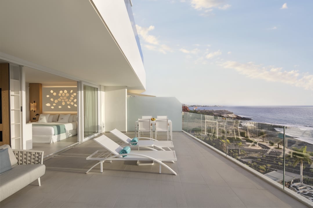 Zimmer Royal Hideaway Corales Suites