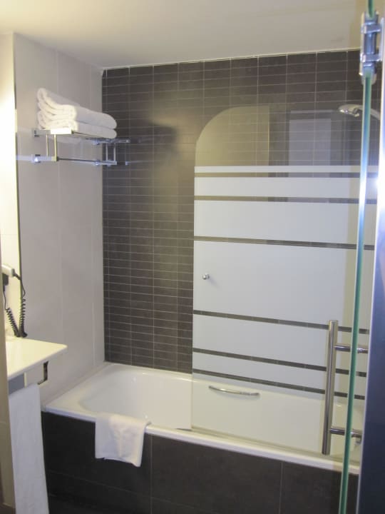 Bad Hotel Husa Dimar