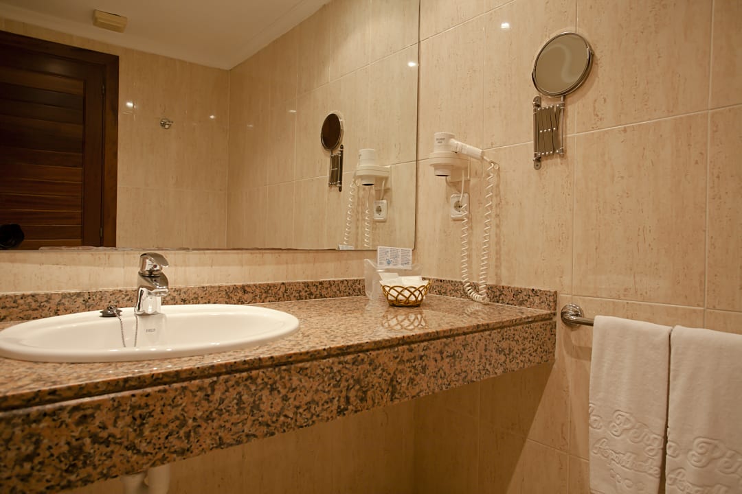 Zimmer La Pergola Aparthotel