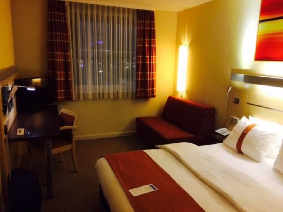 Funkcjonalny i wygodny Holiday Inn Express Berlin City Center