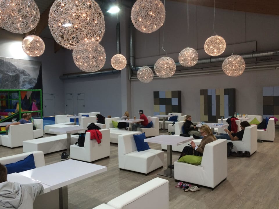 Lounge Bereich Spielplatz Aldiana Club Ampflwang
