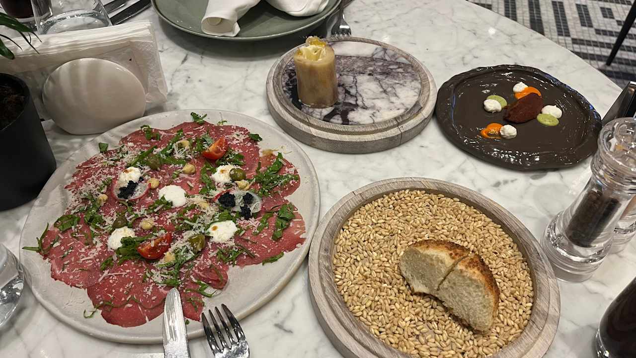 Gastro Anda Barut Collection