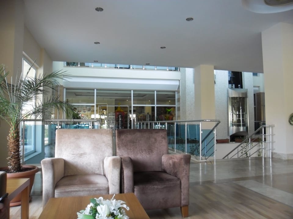 Eingang Solivia Hotel