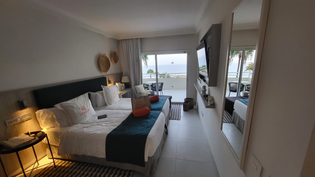 Zimmer Corallium Dunamar by Lopesan Hotels