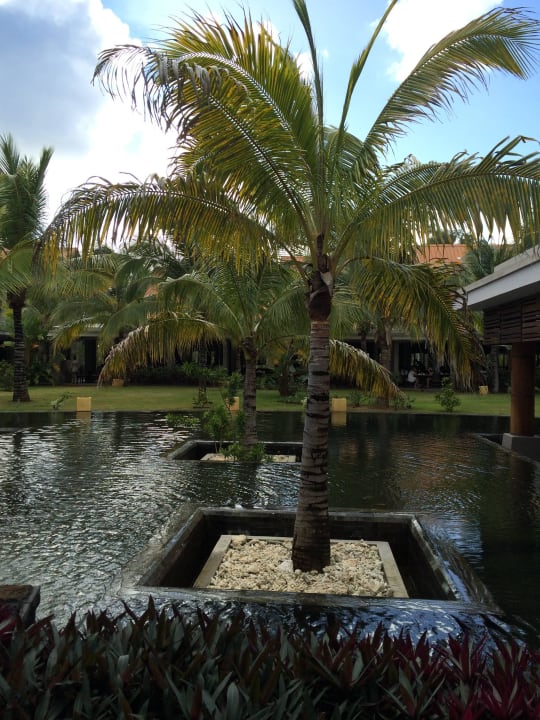 Gepflegt Crystals Beach Resort Belle Mare, a member of Radisson Individuals