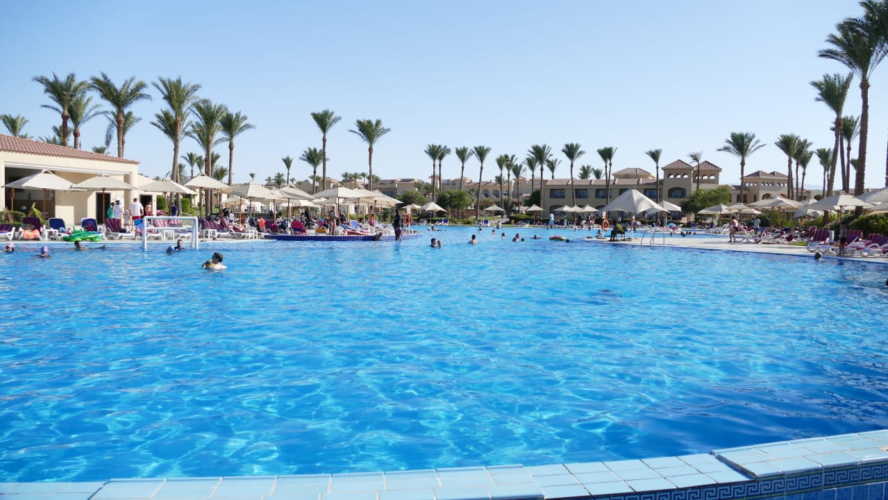 Pool Cleopatra Luxury Resort Makadi Bay