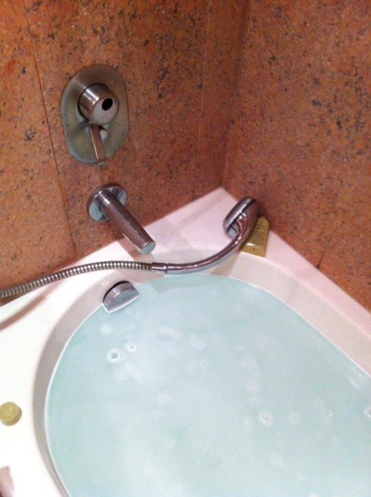 Badewanne, Abluss funktionierte nicht Crowne Plaza Rome - St. Peter's