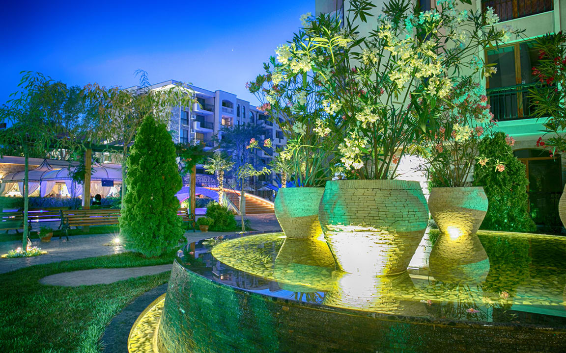 Außenansicht Cascadas Family Resort