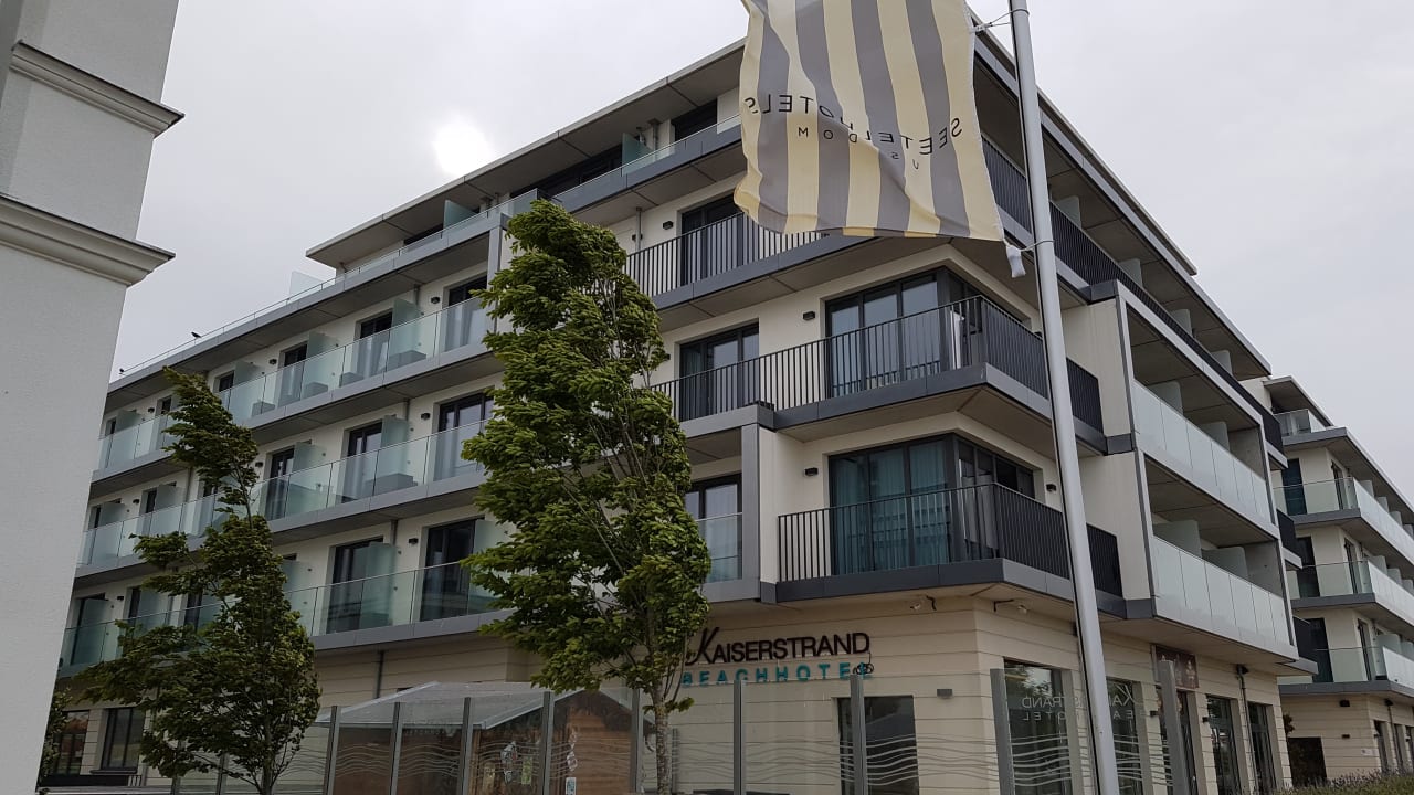 Außenansicht SEETELHOTEL Kaiserstrand Beachhotel