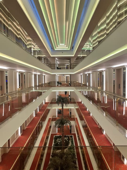 Sonstiges Azura Deluxe Resort & Spa Hotel