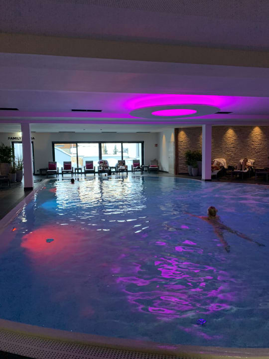 Pool Hotel ADAPURA Wagrain