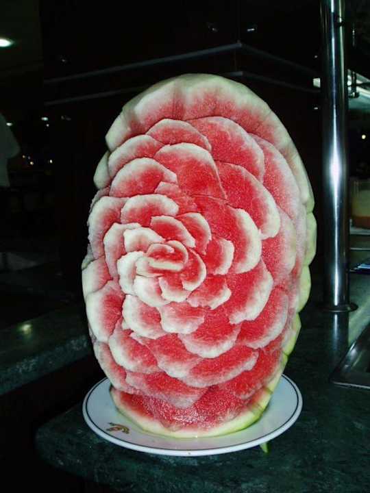 Rzeźba z arbuza Hotel Club Nena