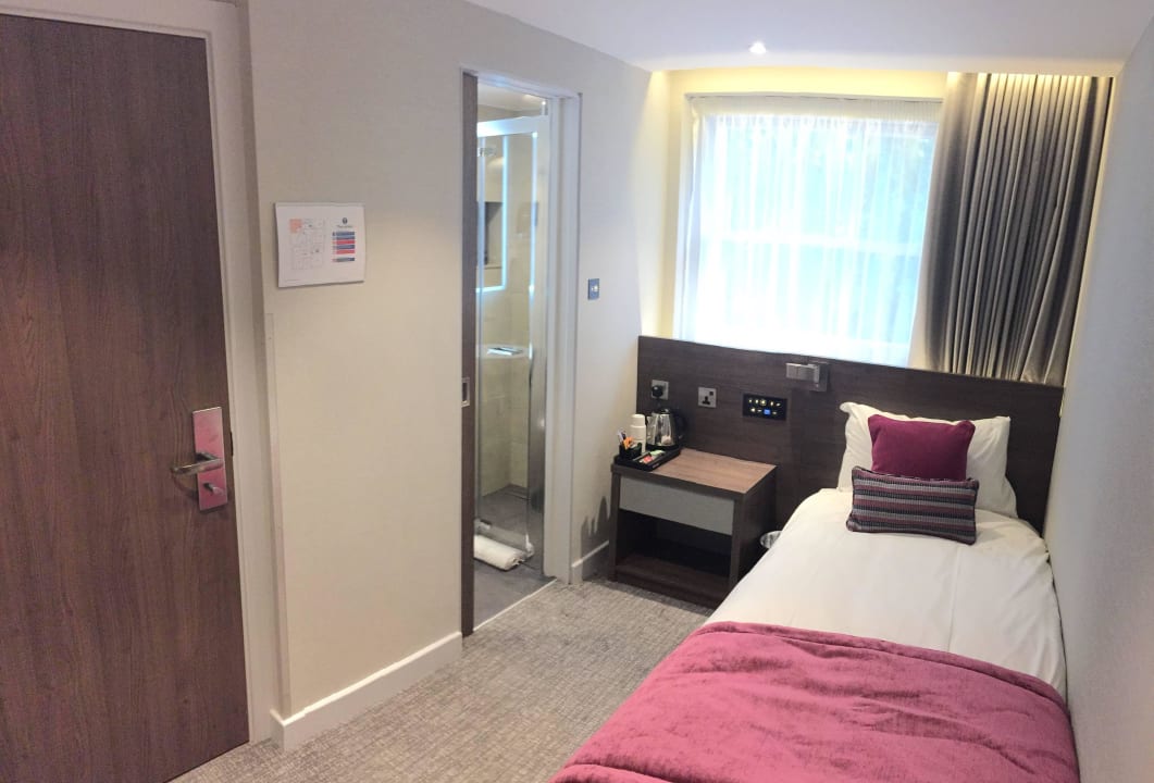 Standard Single Best Western Plus The Delmere Hotel