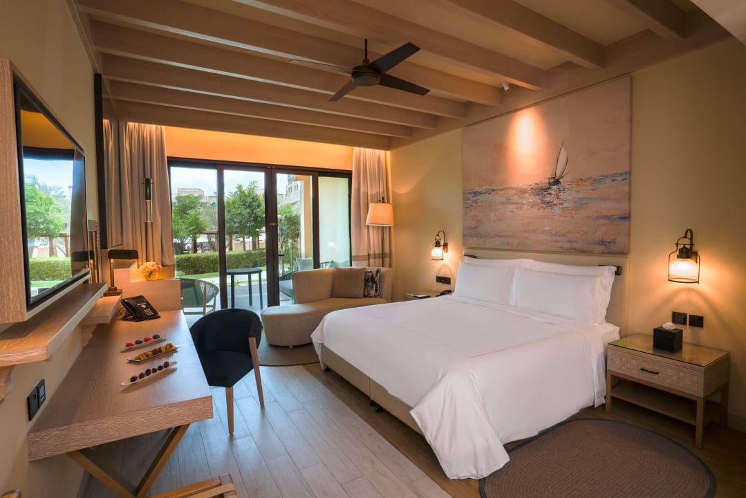 Zimmer Saadiyat Rotana Resort &  Villas