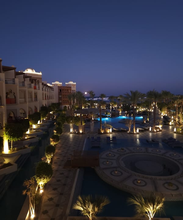 Gartenanlage The Grand Palace - Adults only