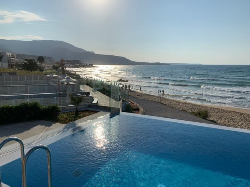 Ausblick Alexander Beach Hotel & Village Resort