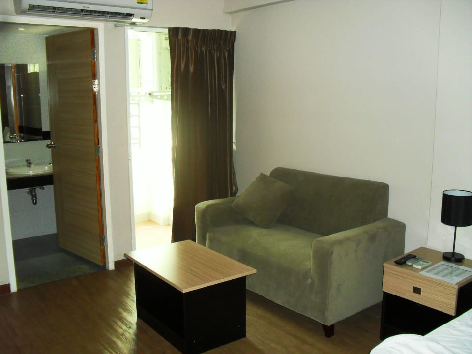 Blick zum Bad Hotel Golden Jade Suvarnabhumi