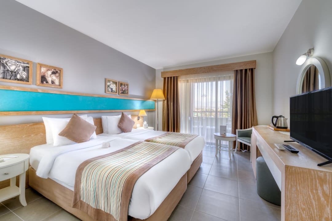 Zimmer Asteria Collection Side