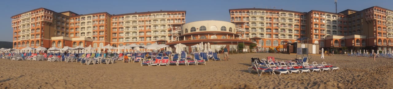 Hotelansicht vom Strand Sol Luna Bay