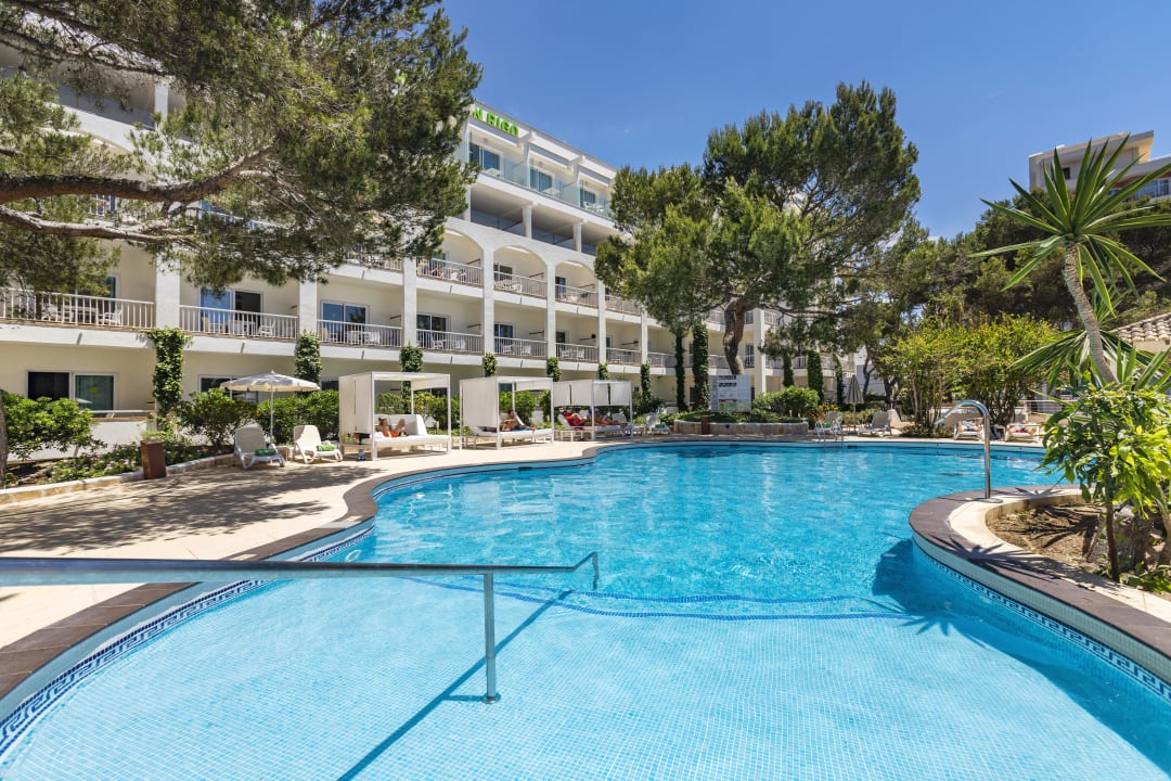 Pool Aparthotel Houm Plaza Son Rigo