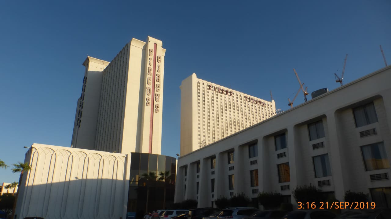 Außenansicht Hotel Circus Circus