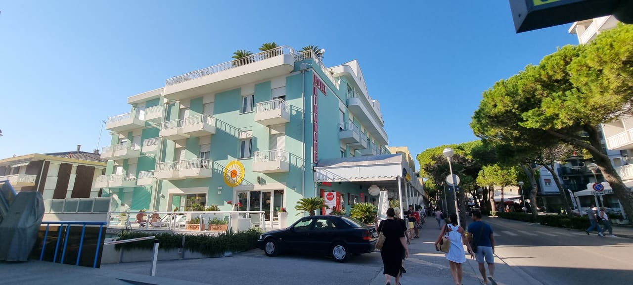 Außenansicht Hotel Miramare