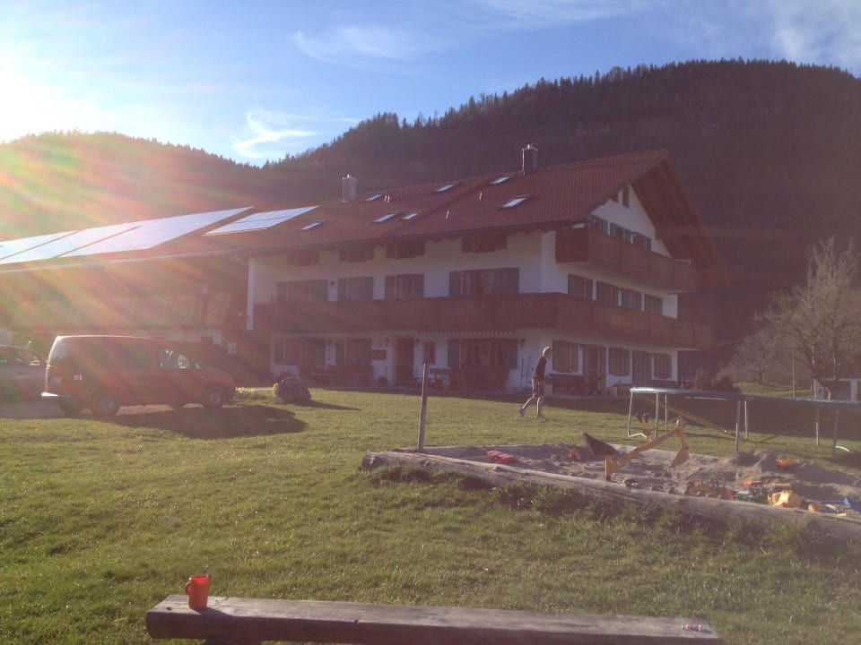 Wohnhaus mit angrenzendem Stall Ferienwohnungen Lettnerhof