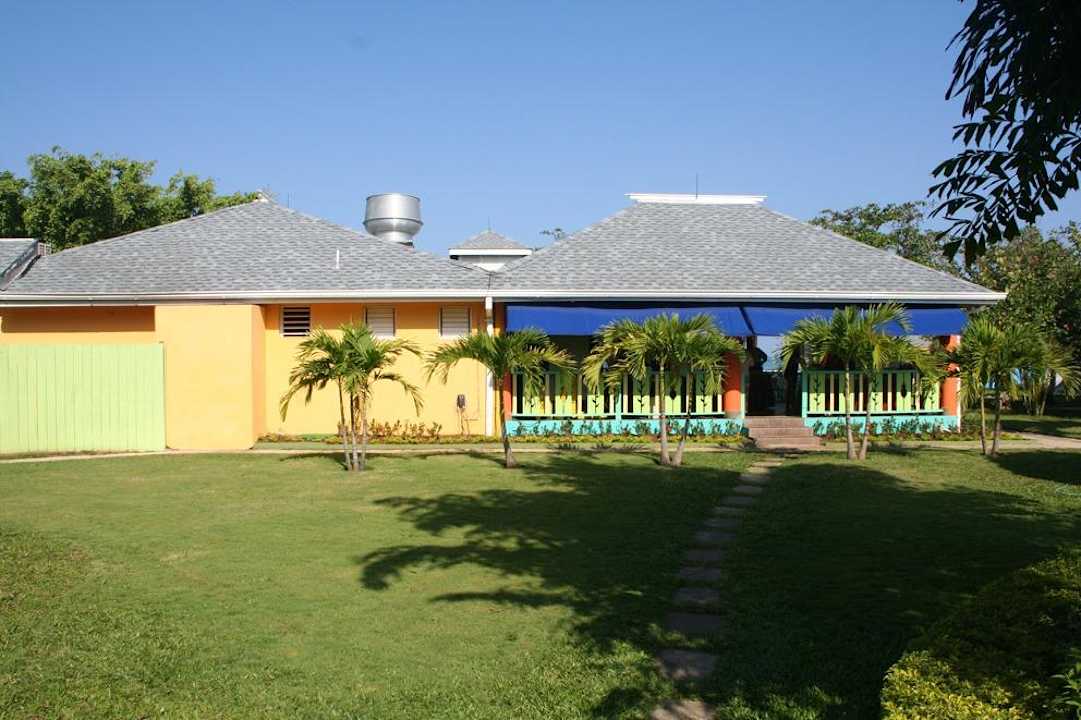 Restaurant Hotel Grand Pineapple Beach Negril