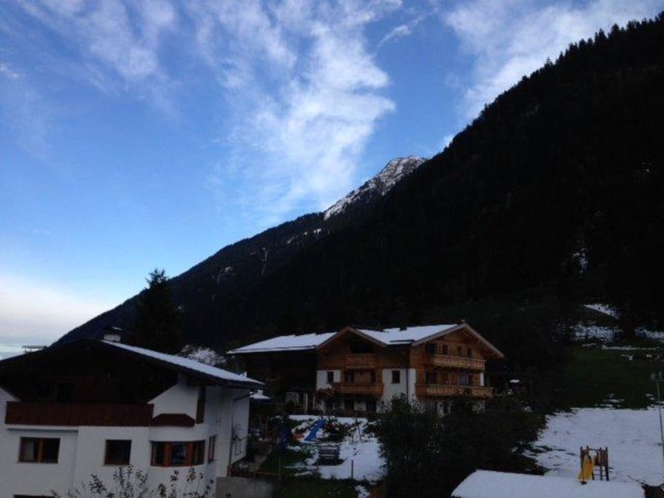 Ausblick vom Zimmer Hotel Bergcristall