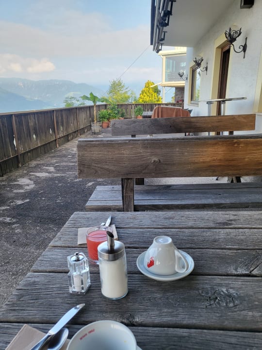 Außenansicht Panoramapension Etschblick