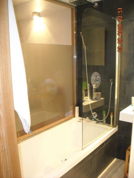 Die Dusche im Zimmer R2 Bahía Playa Design Hotel & Spa - Adults Only