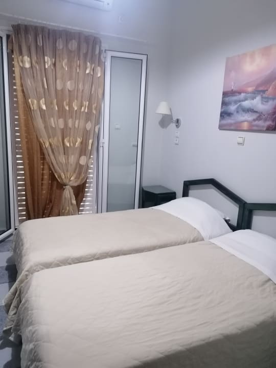 Zimmer Hotel Golden Moon