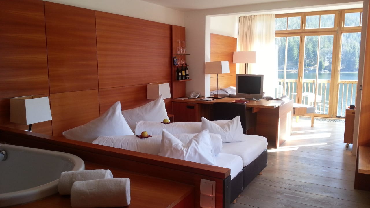 Traumhafte Suite mit Seeblick Seehotel Grundlsee