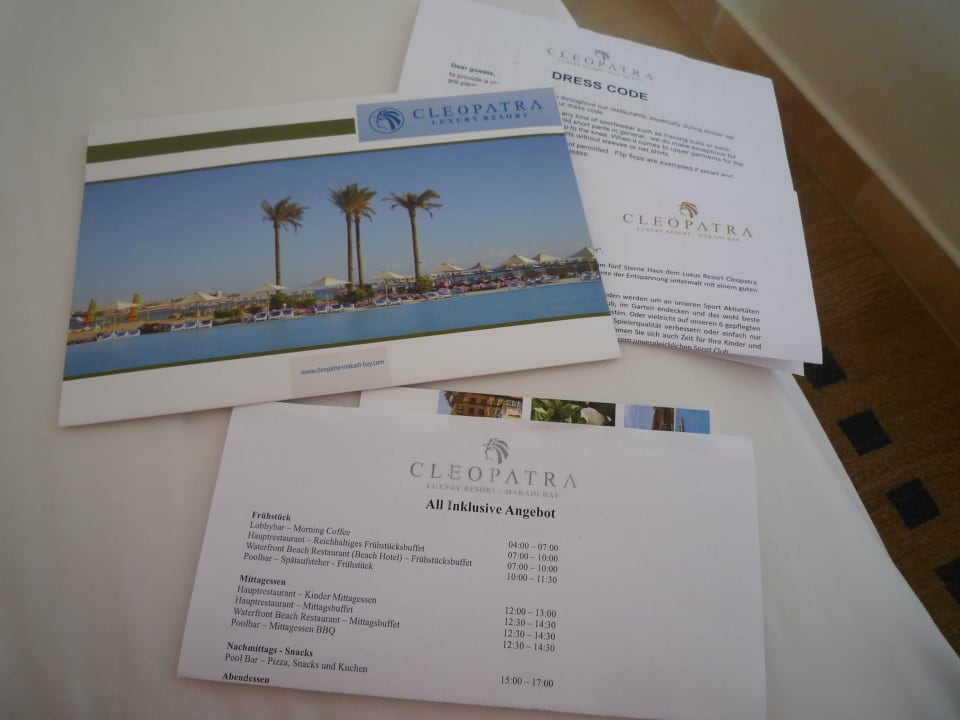 Tolle Begrüßung. Mit Unterlagen Cleopatra Luxury Resort Makadi Bay