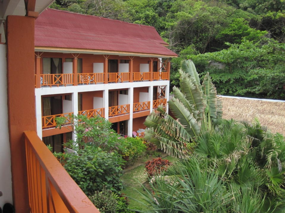 Westflügel des Hotels Hotel Bubu Long Beach Resort