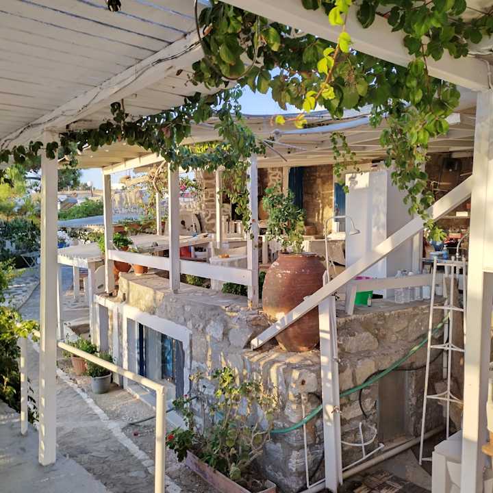 Sonstiges Anatoli Studios