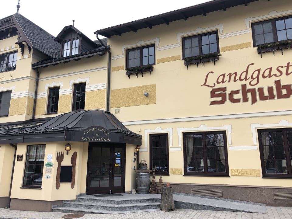 Außenansicht Landgasthof Zur Schubertlinde