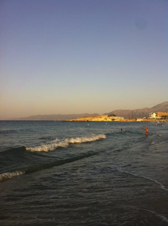 Beach in the morning Creta Maris Resort