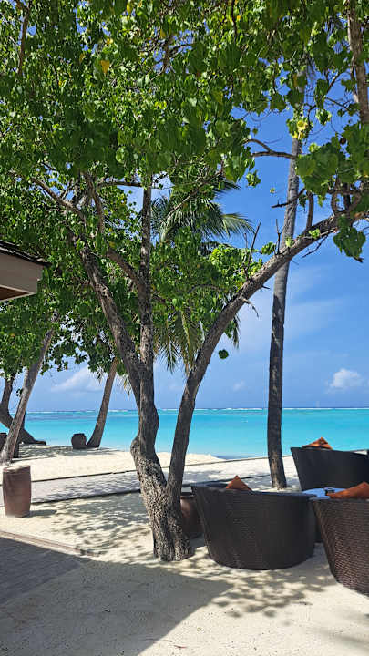 Strand Meeru Maldives Resort Island
