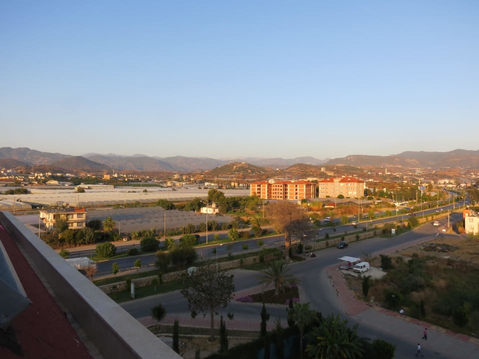 Blick vom Balkon nach links Solivia Hotel