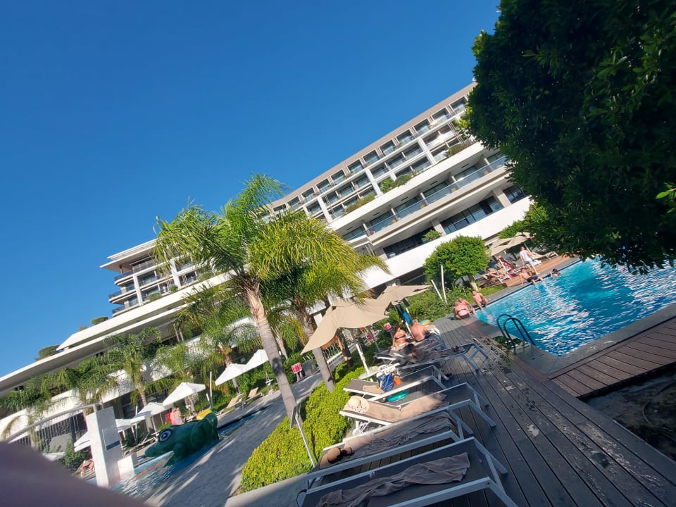 Pool The Sense Deluxe Hotel