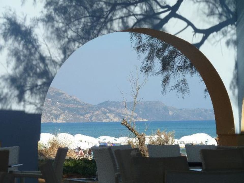 Blick zum Strand Domes Aulūs Zante, Autograph Collection