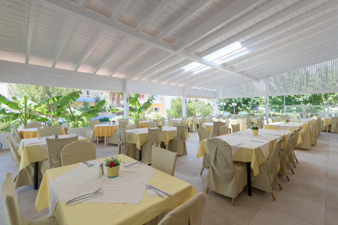 Gastro Hotel Golden Odyssey