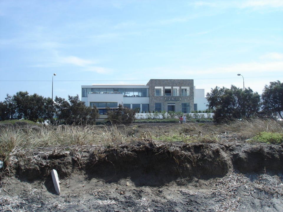 Blick vom Strand aufs Hotel Diamond Deluxe Hotel & SPA