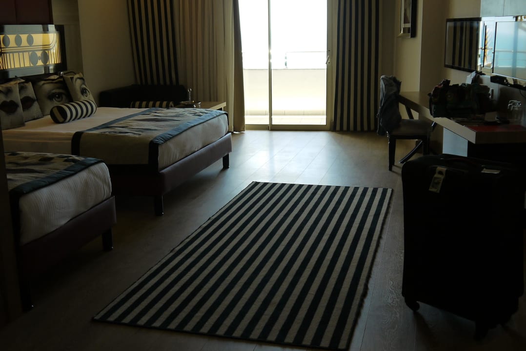 Ein Tänzchen gefällig?  Hotel Delphin Imperial