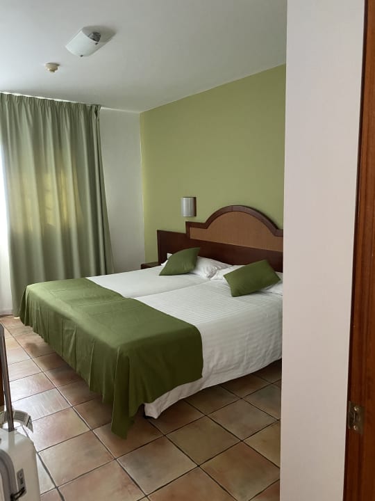 Zimmer Apartamentos La Caleta