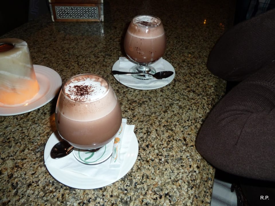 Das schmeckt Helmut, warm Stella Beach Resort & Spa Makadi Bay